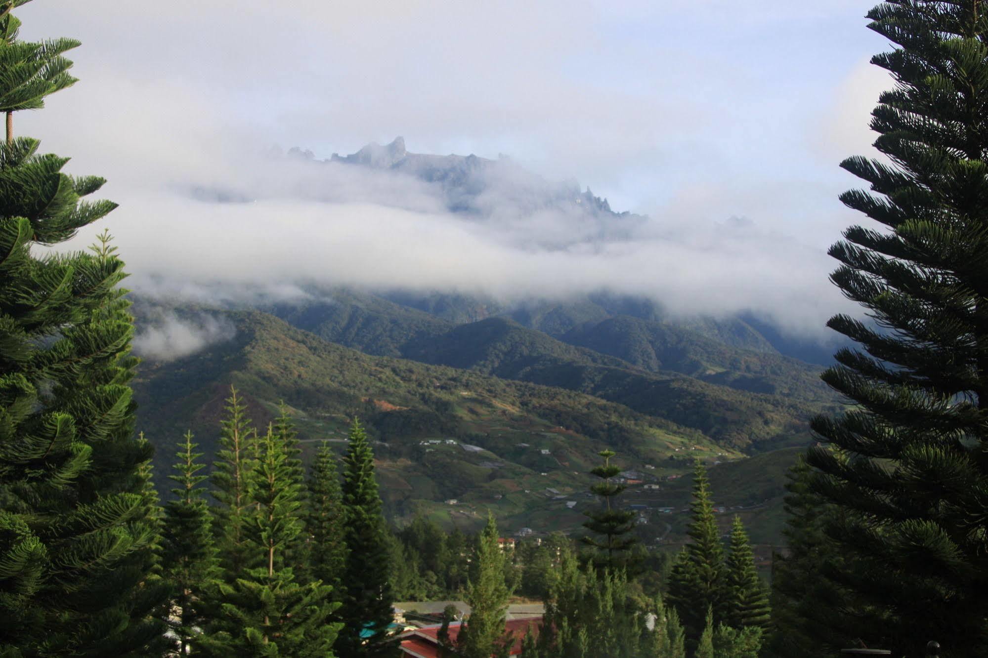 Kinabalu Pine Resort Kampong Kundassan Kültér fotó
